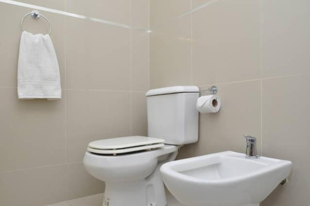 Departamentos Duarte Quiros Apartment Кордоба Стая снимка